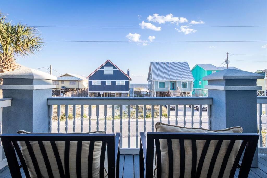 Eye-Catching Property W/ Picturesque Coastal Views Gulf Shores Exteriör bild