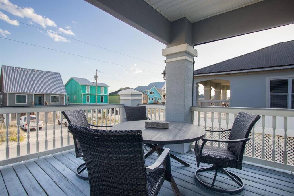 Eye-Catching Property W/ Picturesque Coastal Views Gulf Shores Exteriör bild