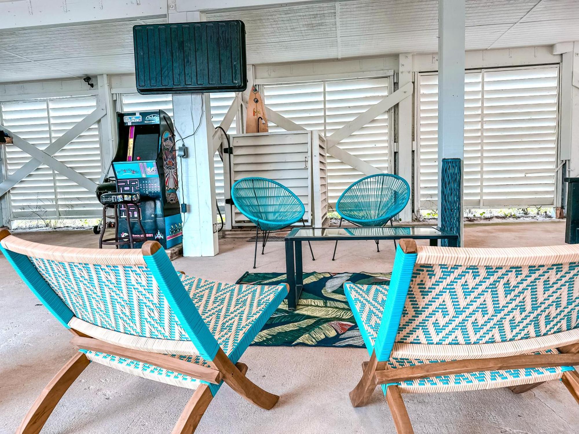 Eye-Catching Property W/ Picturesque Coastal Views Gulf Shores Exteriör bild