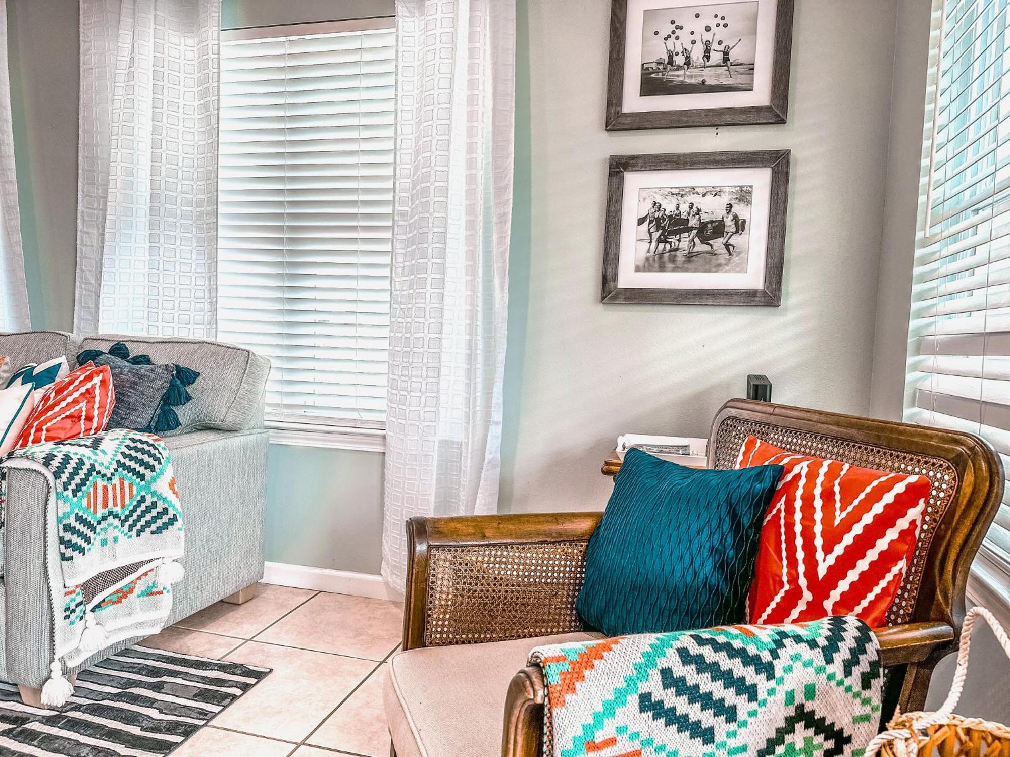 Eye-Catching Property W/ Picturesque Coastal Views Gulf Shores Exteriör bild